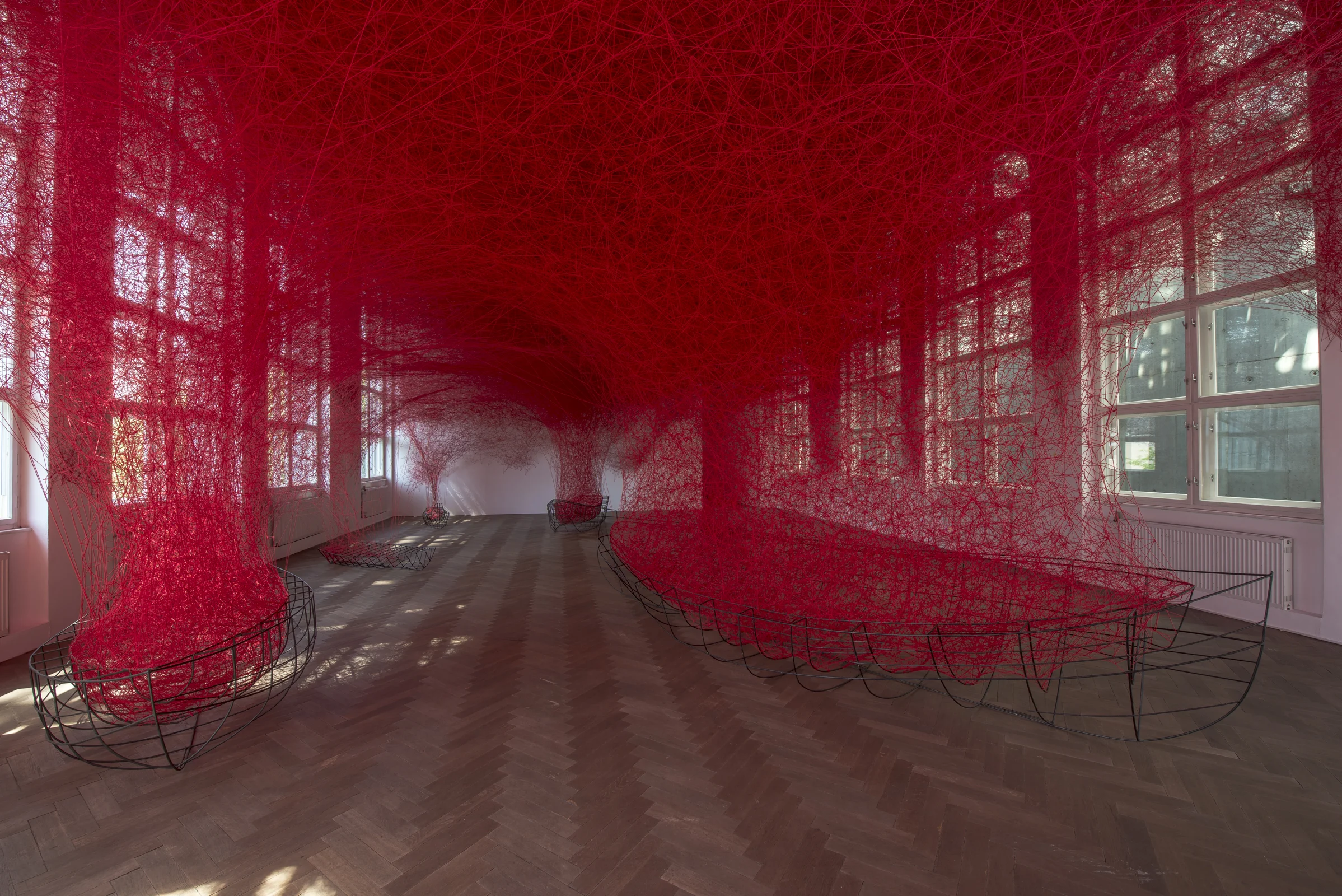 CHIHARU SHIOTA–塩田千春